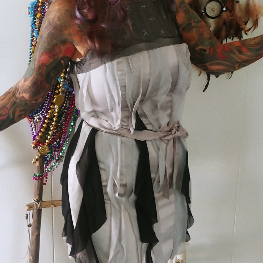 Flirty Fun Dress - Picture 3 of 10
